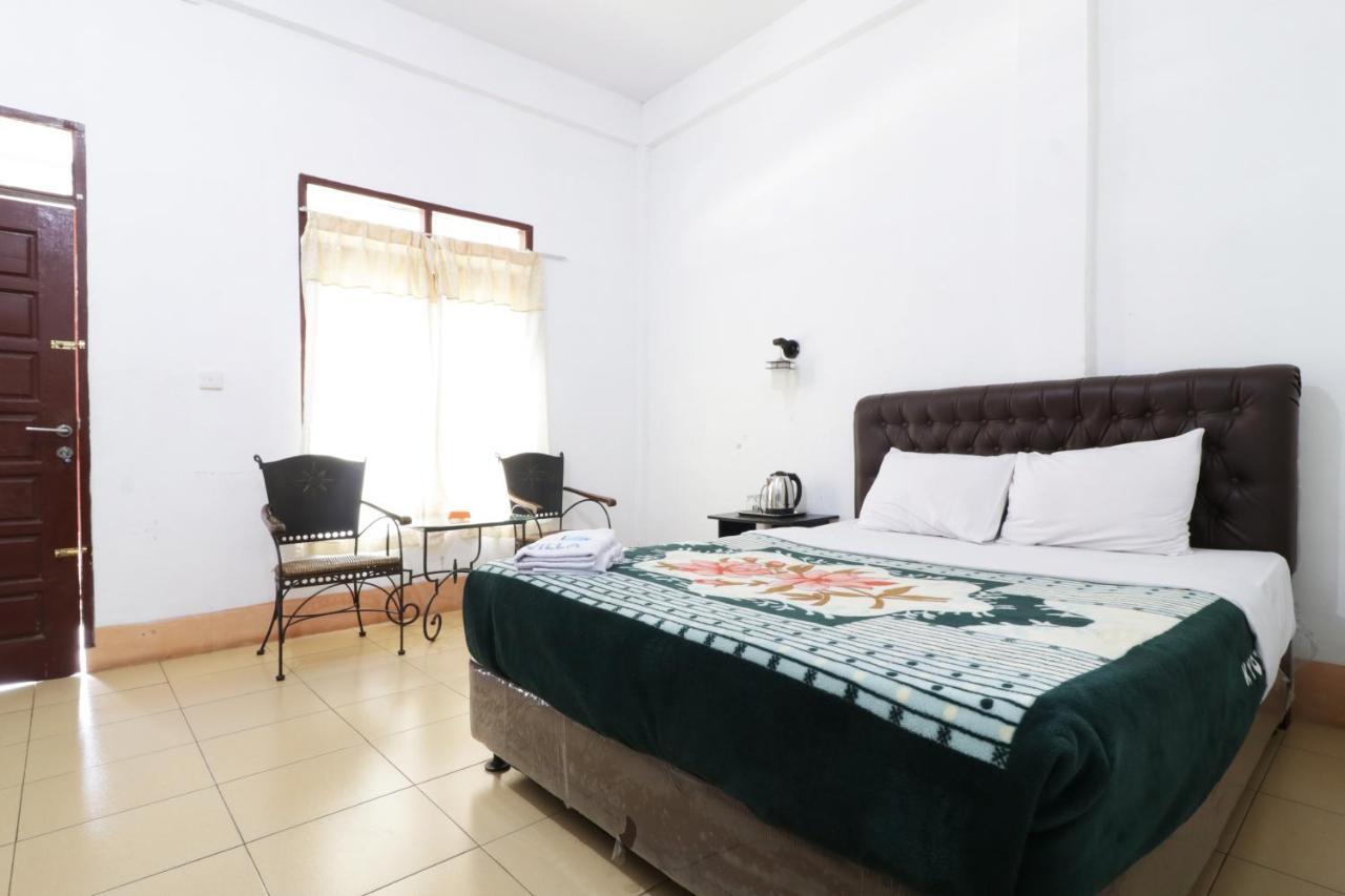 Villa Keluarga Bre Batunanggar 不拉士打宜 外观 照片