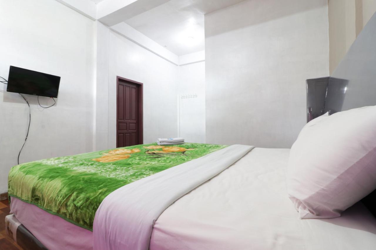 Villa Keluarga Bre Batunanggar 不拉士打宜 外观 照片